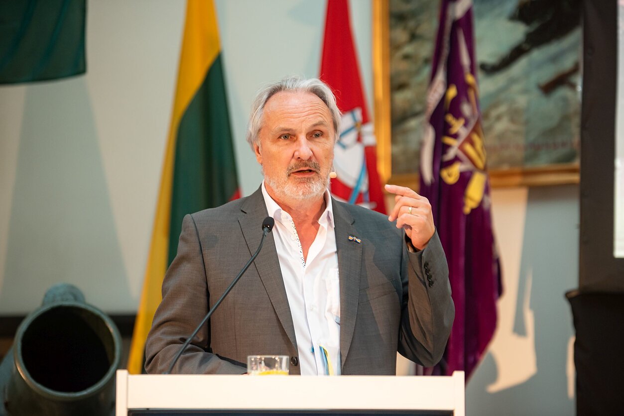 Robert van Voren
