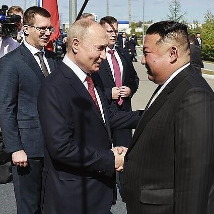 Pasaulio 5. Diktatorių diplomatija: ką signalizuoja Putino ir Kim Jong Uno susitikimas?