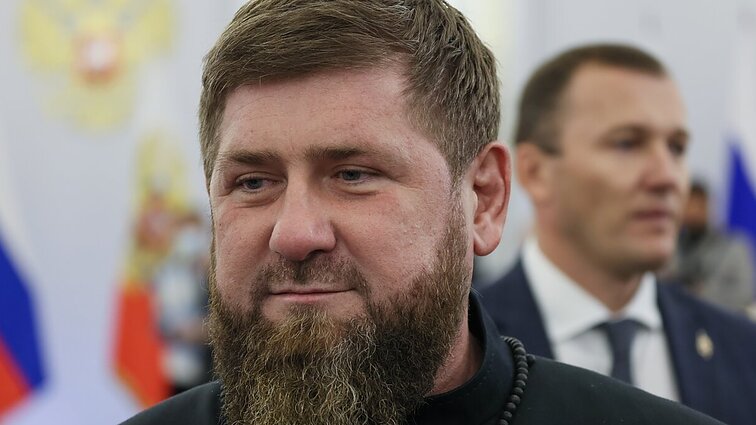 Laurinavičius įvertino spekuliacijas dėl Kadyrovo: pagrindo manyti, kad jis komoje ar negyvas – nedaug