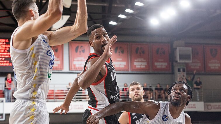 Sportas. Orai. „Pieno žvaigždes“ nugalėjęs „Rytas“ pergalingai pradėjo LKL sezoną