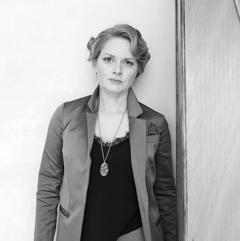 Sima Si, Nijolė Dorotėja Beniušytė