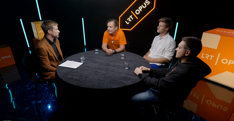 LRT OPUS 17: pirmi kartai