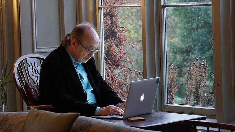 Gyvename ilgiau – ir dirbsime ilgiau? Kas lemia norą likti darbo rinkoje net sulaukus pensinio amžiaus?