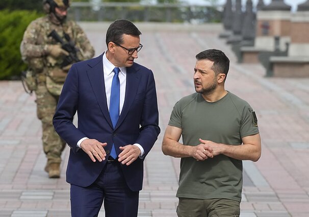 Žinios. Lenkijos premjeras Mateuszas Morawieckis sako, kad šalis nebetieks ginkluotės Ukrainai