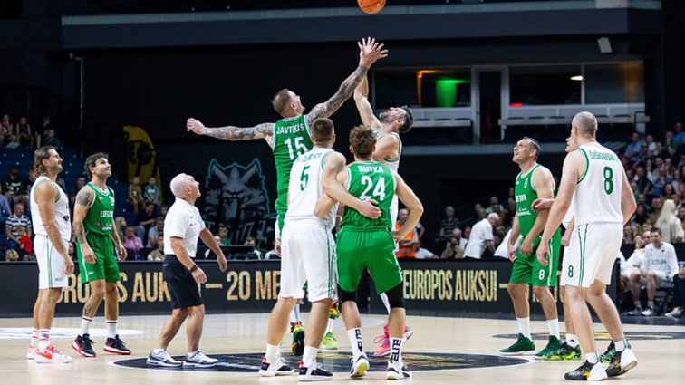 Sportas. Orai. Į krepšinio aikštelę sugrįžę 2003-ųjų Europos čempionai nusileido priešininkams