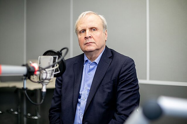Dienos tema. Signataras Albinas Januška: reikia taupyti savo karių gyvybes, bet tai užtęsia karą ir kontrpuolimas neatrodo toks efektyvus