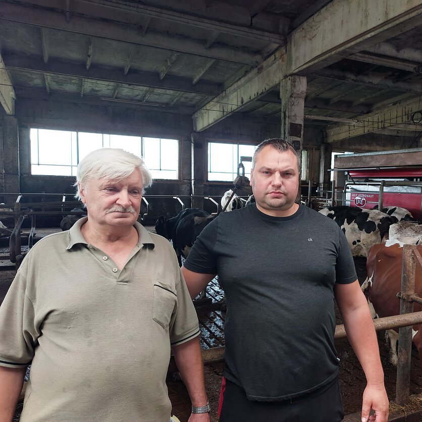 Arvydas Urba, Šilalės rajono Pakalniškių kaimo ūkininkai Jonas ir Gediminas Vėlavičiai