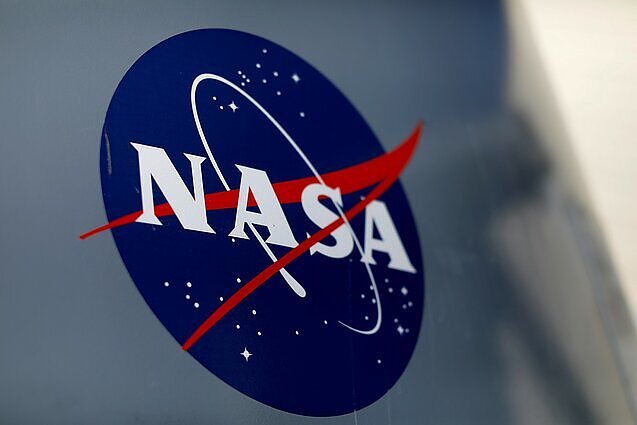 Istorinė NASA misija: į Žemę atskraidinti netoli mūsų planetos skriejančio asteroido mėginiai