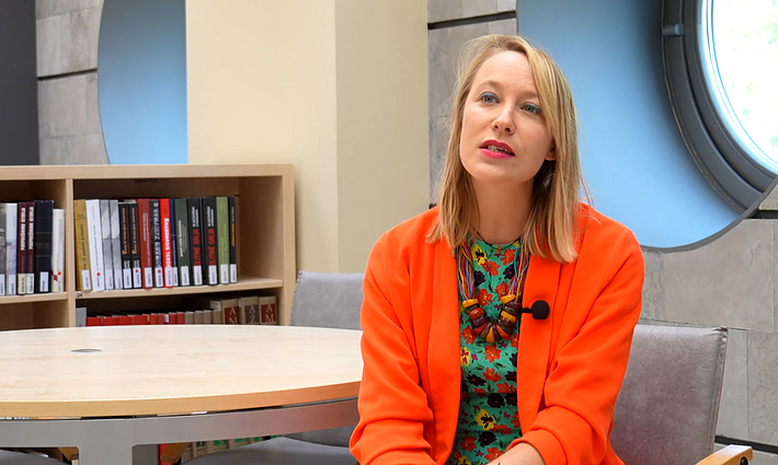 Kauno bienalės kuratorė Alicia Knock apie parodą „Artumo geografija“: bandome ne tik mąstyti apie praeitį, bet ir galvoti apie šiandieną