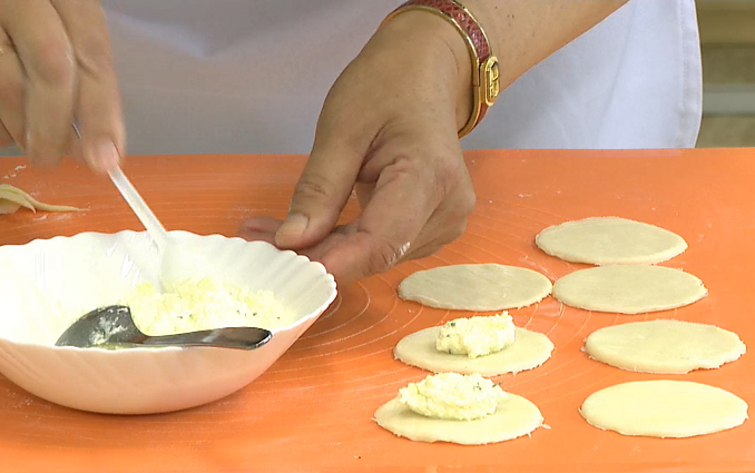 Raudonės pilies istoriją išsaugoti siekiantys gyventojai atkūrė dvaro virtuvės šedevrą: Sofijos vardą gavusių virtinukų receptas