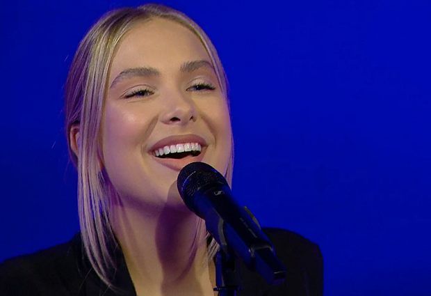 Rytas su muzika: atlikėja Paulina Paukštaitytė pristato naują dainą „Tu ir aš“