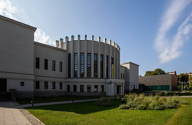 Kauno savivaldybė žada, kad miesto modernistinę architektūrą įrašius į UNESCO Pasaulio paveldo sąrašą, naujų rūpesčių gyventojams nekils