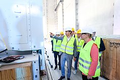 „Litgrid“ pastotėje Alytuje pristatyti pirmieji sinchroniniai kompensatoriai jungčiai su kontinentinės Europos tinklais „Litgrid“ pastotėje Alytuje pristatyti pirmieji sinchroniniai kompensatoriai jungčiai su kontinentinės Europos tinklais