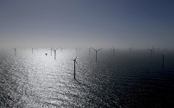 Offshore wind farm (associative image) Offshore wind farm (associative image)