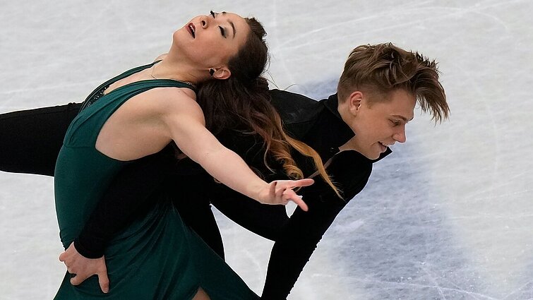 Lietuvos dailiojo čiuožimo ateitis: Reed ir Ambrulevičius Vokietijoje iškovojo sidabrą