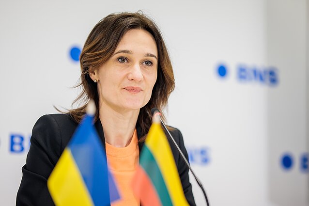 Seimo pirmininkė – apie Stambulo konvenciją, protestus prie Seimo bei Gyvenimo įgūdžių programą