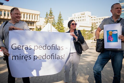 Prie Seimo mitingą surengė LGBT bendruomenė