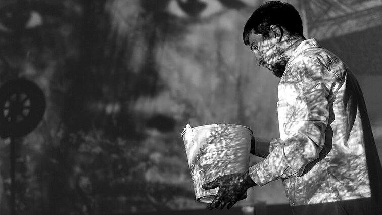 Tuskulėnų aukų atminimo minėjime įvyko Lietuvos ir Ukrainos kūrėjų garso objektų spektaklio prejmera