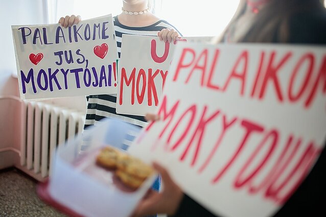 Žinios. 6 iš 10 lietuvių reiškia paramą mokytojų streikui, rodo BNS užsakymu „Vilmorus“ atlikta apklausa