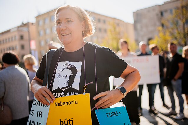 Mokytojų streikas; Lietuvos švietimo darbuotojų profesinė sąjunga prie Vyriausybės surengė mitingą