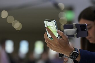 „iPhone 15“ serija
