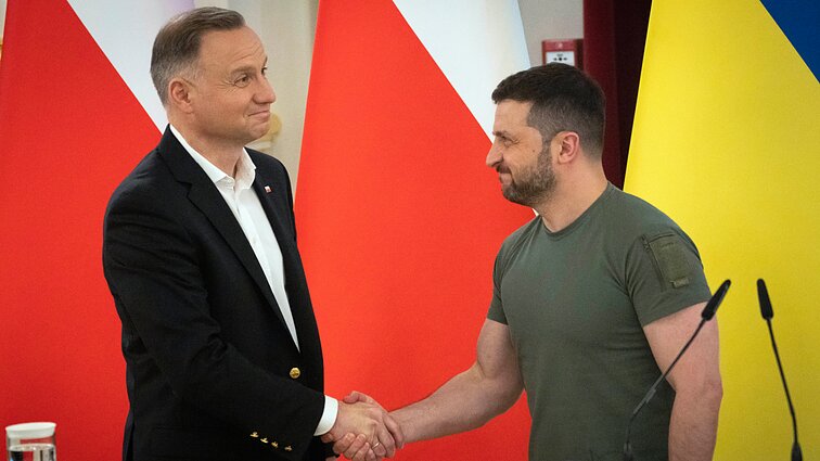 Europos šalių lyderių renkasi į susitikimą Ispanijoje – tikimasi Ukrainos ir Lenkijos akistatos