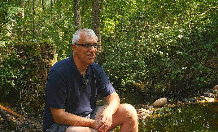 Didžiausiai lietuviškai mokyklai Europoje vadovaujantis Arūnas dirbti mokytoju neplanavo: chemijos pedagogų ir Airijoje trūksta