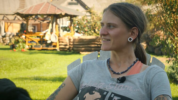 Iš Londono į Žagarę grįžusi Grėtė kuria dokumentiką apie savo gimtąjį miestą: noriu padėti išsaugoti palikimą