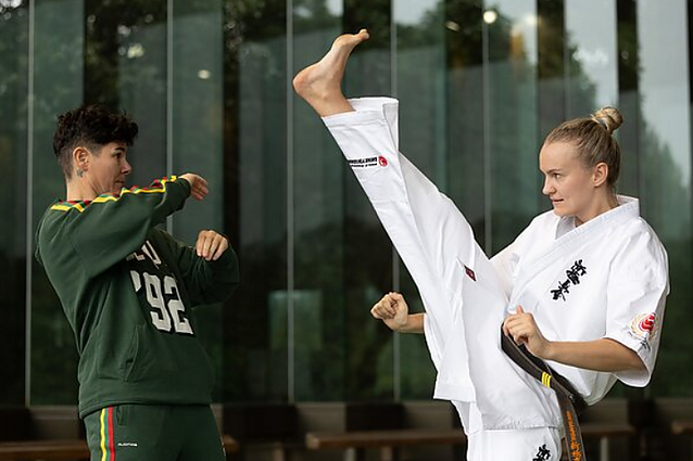 Sportas. Orai. Lietuvos kyokushin karatė atstovai Japonijoje rengiasi pasaulio čempionatui, analizuoja pirmuosius varžovus