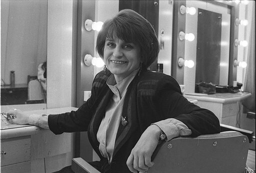 Dalia Kutraitė-Giedraitienė grimo kambaryje.