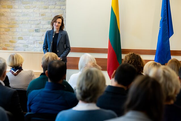 Przewodnicząca Sejmu w Domu Wspólnot Narodowych Przewodnicząca Sejmu w Domu Wspólnot Narodowych