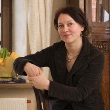 Homo cultus. Iš balkono. Atminties žemėlapiai. Pokalbis su Egle Vertelkaite