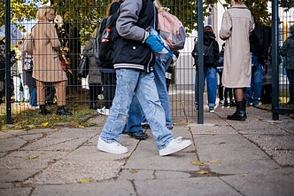 Mokykla. Asociatyvi Mokykla. Asociatyvi