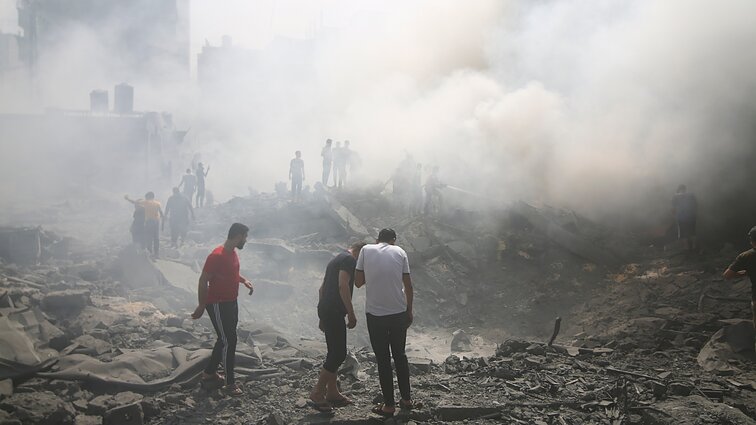 Žinios. Izraeliui nurodžius milijonui Gazos Ruožo žmonių evakuotis, „Hamas“ teroristai liepia tam nepaklusti