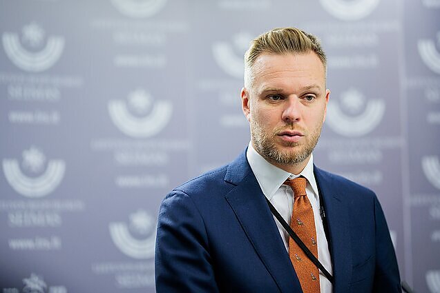 Lietuvos ir Latvijos ministrai atmeta nestabilumo tikimybę po rinkimų Lenkijoje: pasitikime demokratija