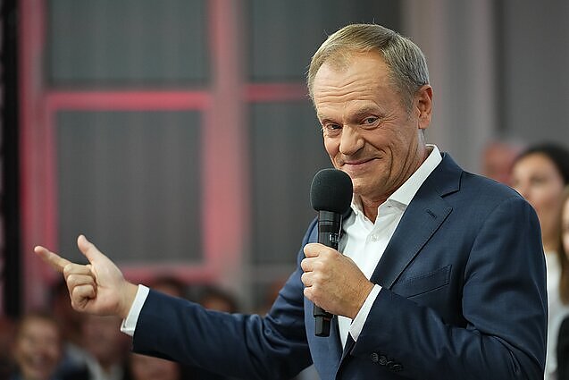 Žinios. Tuskas ragina Lenkijos prezidentą nevilkinti Vyriausybės formavimo ir šią užduotį paskirti jam