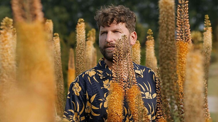 Rytas su muzika. Atlikėjas Giedrius Širka pristato naują „Golden Parazyth“ kūrinį „Dulkės“