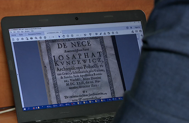 Minint 400-ąsias švento Juozapato Kuncevičiaus kankinystės metines, verčiami šventojo gyvenimo istoriją atpasakojantys leidiniai