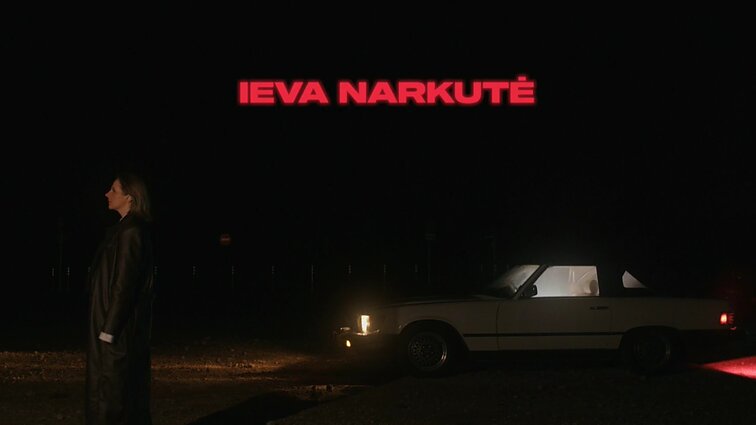 Atlikėja Ieva Narkutė pristato naują kūrinį ir jo klipą „Pati gražiausia klaida“: kartais klaidos būna dovanos