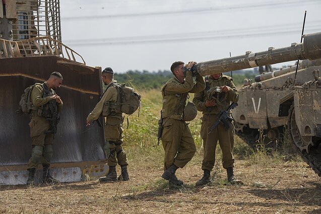 Žinios. Izraelis praneša smogęs šimtams „Hamas“ taikinių ir nukovęs aukštus teroristinės grupuotės vadovus