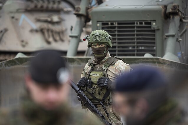 The military (associative image)