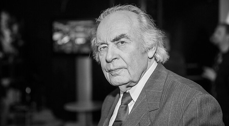 Žinios. Mirė kompozitorius Algimantas Raudonikis