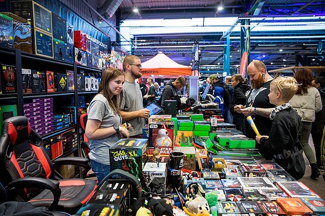 Vilniuje vyksta herojų susitikimas „Comic Con Baltics“: lankytojų laukia daugybė turgelių, garsūs aktoriai bei smagūs užsiėmimai