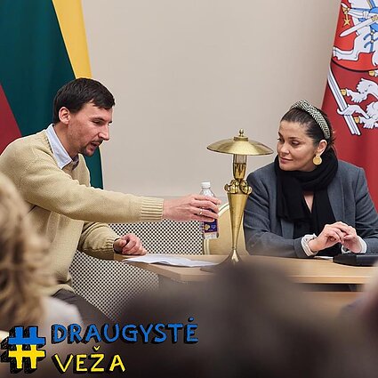 Draugystė veža. Apie orumo kainą ir vertę