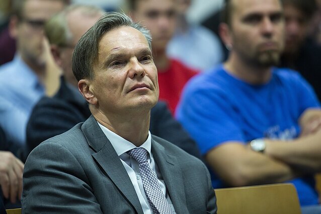 Lietuvos ambasadorius Jungtinėje Karalystėje Bajarūnas grąžintas į Lietuvą: Nausėda Vyriausybės prašo atlikti nepriklausomą patikrinimą