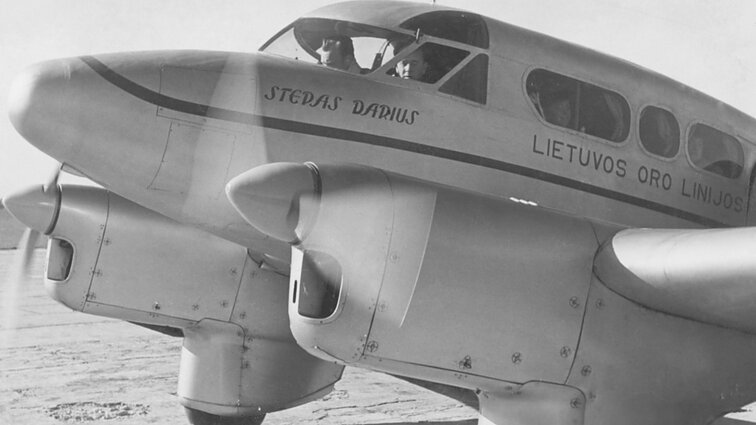 Iš Kauno į Palangą skrisdavo už 25 litus: keleivinės aviacijos pradžia ir tai, kodėl pirmuoju oro uostu laikytinas dvaras