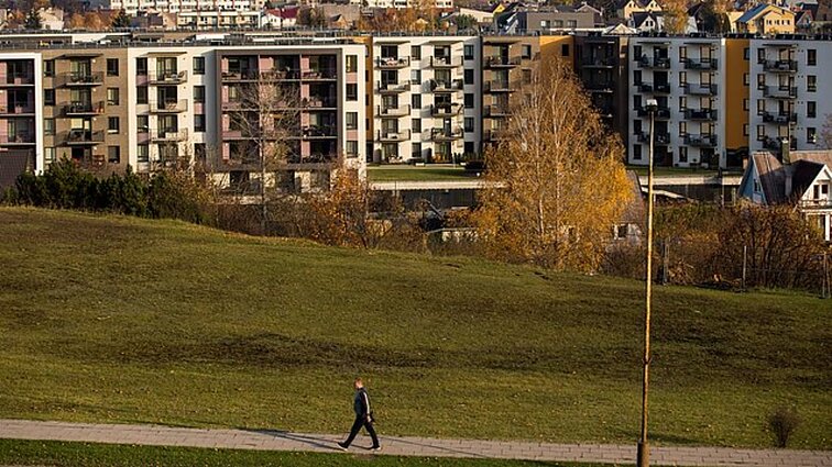 Politologė kritikuoja Vyriausybės toną dėl NT mokesčio: informaciniame triukšme paskęsta prasmė
