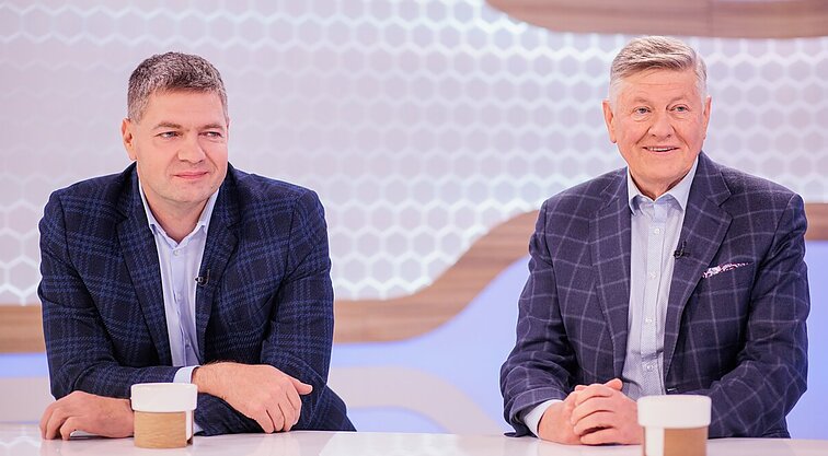 Dienos tema. „Darbiečiai“ imasi iniciatyvos burti kelių partijų koaliciją: įkvėpė opozicijos sėkmė Lenkijoje