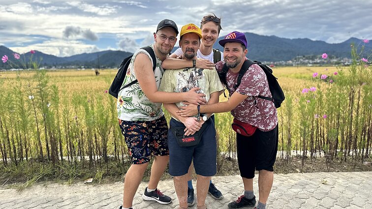 „Antikvariniai Kašpirovskio dantys“ Indijoje