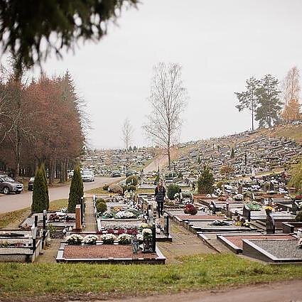 J. Stacevičiaus / LRT nuotr., Karveliškių kapinės 